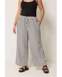 Yours - Stripe Wide Leg Trousers - Lyst