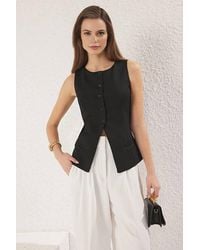 WOVCOR - Tailored Button Front Knit Waistcoat W/ Welt Pocket Detail - Lyst