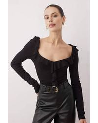 WOVCOR - Ruffle Detail Sweetheart Neck Fitted Knit Blouse - Lyst