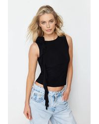 WOVCOR - Floral Detail Sleeveless Draped Blouse Top - Lyst