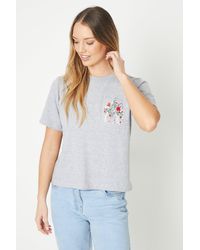 Oasis - Floral Pocket Embroidered Tshirt - Lyst