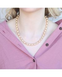 The Colourful Aura - Golden Oval Shape Classic Diana Wedding Pearl Necklace & Earring Set - Lyst