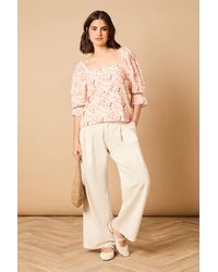 Oasis - Printed Square Neck Puff Sleeve Top - Lyst