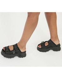 buffalo sandals black