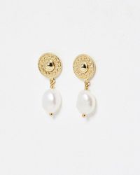 Oliver Bonas - Patsy Flower Disk & Freshwater Pearl Gold Plated Drop Earrings - Lyst