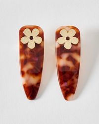 Oliver Bonas - Issy Tort Resin Flower Detail Hair Clips Set Of Two - Lyst