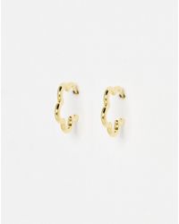 Oliver Bonas - Senna Scalloped Flower Small Hoop Earrings - Lyst