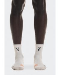 On Shoes - Performance Run Sock Mid - Lyst