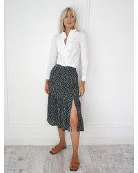 Ontrend - Black Floral Midi Skirt With Slit - Lyst