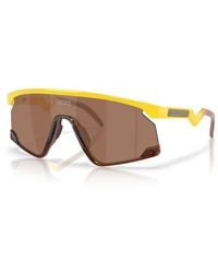 Oakley - X Fortnitetm Peely Bxtr Sunglasses - Color: Yellow - Lyst