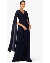 Kraimod - Abendkleid aus hochwertigem Polyester Material mit Capeärmel - Lyst