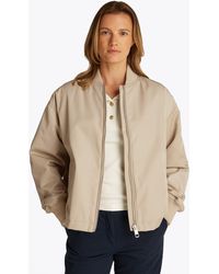Tommy Hilfiger - Bomberjacke CASUAL NYLON BOMBER JACKET mit Markenlabel, in Unifarbe - Lyst