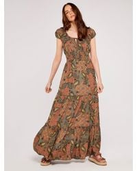 Apricot - Maxikleid Paisley Enchant Milkmaid Maxi Dress, in tollem Paisleymuster, mit gesmokter Taille - Lyst