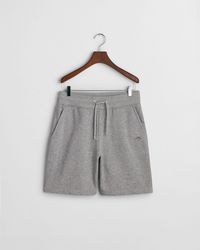 GANT - Sweatshorts REG SHIELD SWEAT SHORTS mit einer kleinen Logostickerei unter der Eingriffstasche - Lyst