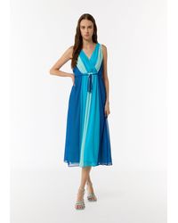Comma, - Maxikleid Ärmelloses Bahnen-Kleid aus Chiffon mit elastischem Bund - Lyst