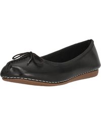 Clarks - Freckle Ice Slipper mit atmungsaktiver Lederdecksohle - Lyst