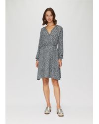 QS - Minikleid Kurzes Crêpe-Kleid mit All-over-Print Raffung - Lyst