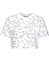 Nike T-Shirt »WOMEN ESSENTIAL TOP SHORTSLEEVE CROP SWOOSH« - Weiß