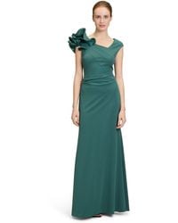 Vera Mont - Abendkleid figurbetont Volant - Lyst