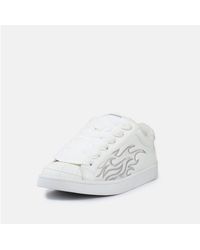 Buffalo - Liberty Flame Sneaker Freizeitsneaker, Halbschuh Mit Cooler Flammen-Applikation - Lyst