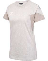 Hummel - Hmltravel T-Shirt /S Woman - Lyst