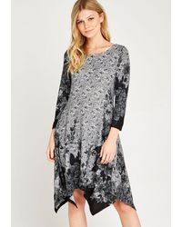 Apricot Tricotjurk Floral Edge Hanky Hem Dress - Grijs