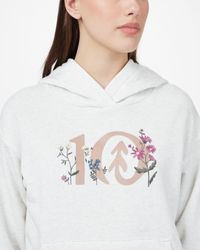 Tentree - Fleecepullover W Floral Logo Hoodie weiß - Lyst