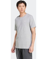 adidas - T-Shirt ESS W TEE - Lyst