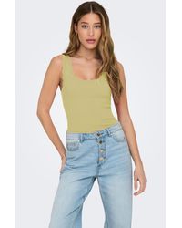 Jacqueline De Yong - Shirttop Gerippter Stricktop mit Muschelsaum JDYNANNA S/L SCALLOP EDGE TOP KNT - Lyst