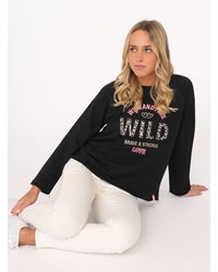 Zwillingsherz - Sweater "Wild and Free" mit Used-Look Kanten, Leo Details und Stickerei - Lyst