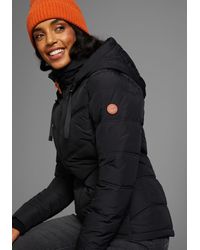 Kangaroos - Winterjacke mit Kapuze Kordelzug, Reißverschlusstaschen und Innentasche - Lyst