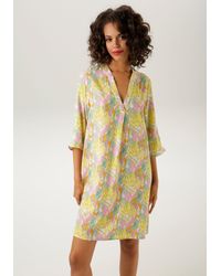 Aniston CASUAL - Sommerkleid mit pastellfarbenen, graphischen Blumendruck - Lyst