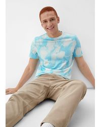 QS - Kurzarmshirt T-Shirt mit Allover-Print Label-Patch - Lyst