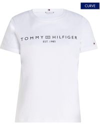 Tommy Hilfiger - Rundhalsshirt CRV REG CORP LOGO C-NK SS mit Logostickerei - Lyst