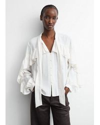 Comma, - Langarmbluse Bluse Strukturierte Schluppen-Bluse Mit Volants - Lyst