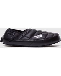 The North Face Slippers for Men | Online Sale up to 40% off | Lyst