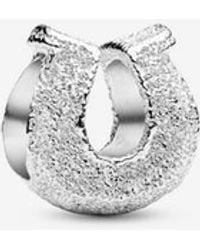 PANDORA - Textured Horseshoe Mini Charm - Lyst