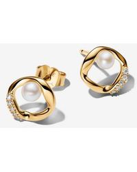 PANDORA - Organically Shaped Pavé Circle & Treated Freshwater Cultured Pearl Stud Earrings - Lyst