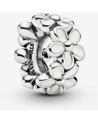 PANDORA - Daisy Flower Spacer Charm - Lyst
