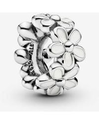 PANDORA - Daisy Flower Spacer Charm - Lyst