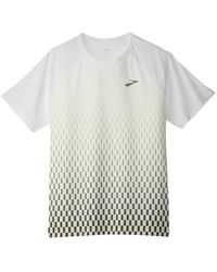 Brooks - Atmosphere Short Sleeve T-shirt Atmosphere Short Sleeve T-shirt - Lyst