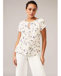 Phase Eight - Cleo Floral Blouse - Lyst