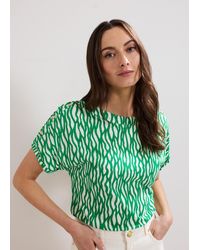Phase Eight - Suzie Button Detail Printed Top - Lyst