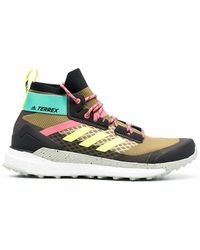 outdoor terrex free hiker cr hiking shoe