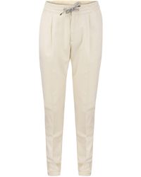 Brunello Cucinelli Leisure Fit Cotton Pants With Drawstring And Darts - Natural
