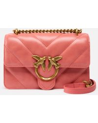 Pinko - Mini Love Bag Umhängetasche Aus Leder Mit Used-Effekt, Korallenrot Spiced-Antikgold - Lyst