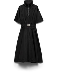 Prada - Vestido Midi De Re-Nylon Con Mangas Cortas, Mujer, Talla - Lyst