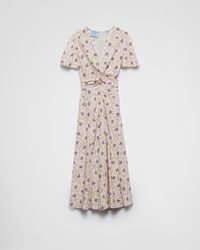 Prada - Bedrucktes Kleid Aus Pongé - Lyst