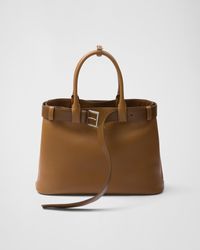 Prada - Große Buckle Handtasche Aus Leder Mit Gürtel - Lyst