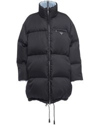 Prada - Abrigo Con Capucha De Plumón Y Gabardina De Re-Nylon, Mujer, Talla - Lyst